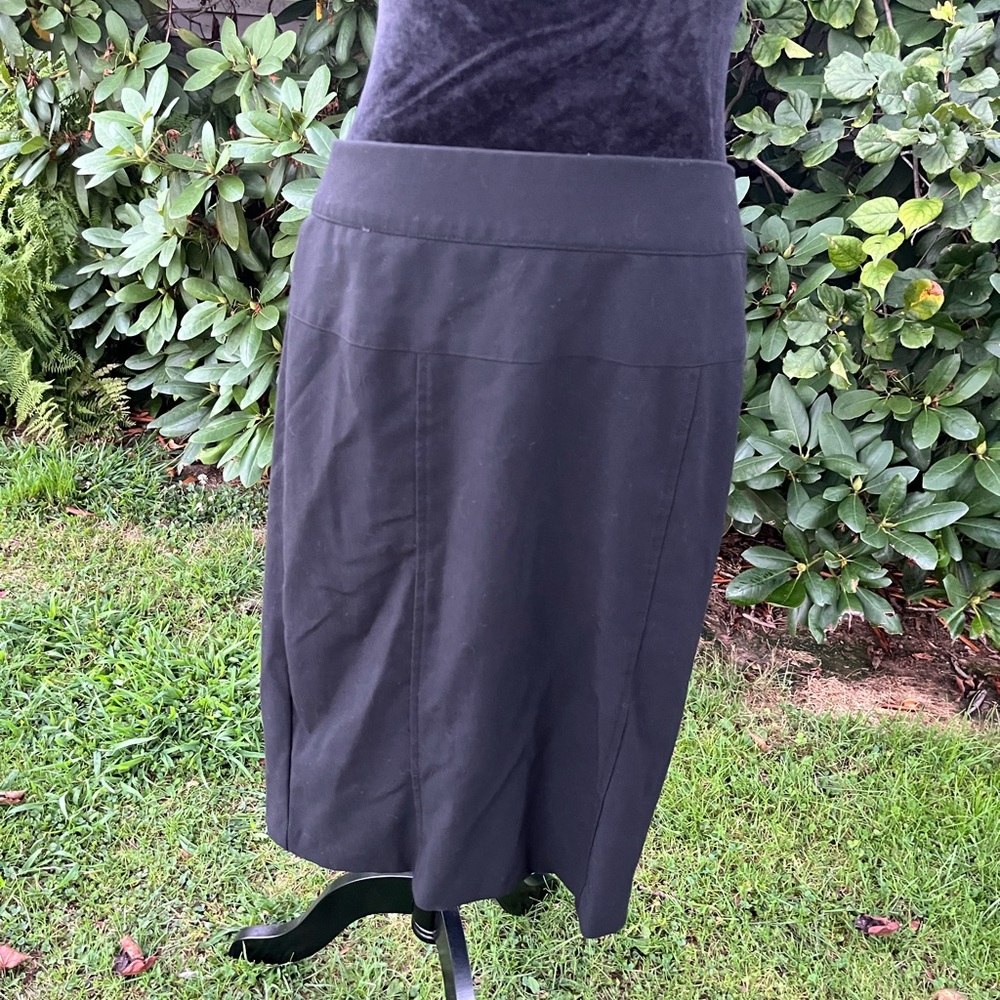 Elegant Black Midi Skirt for Women